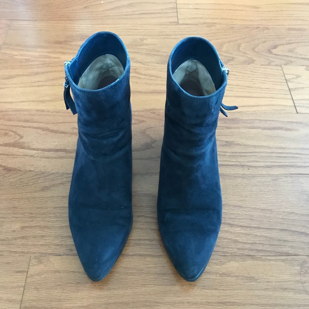Micheal Kors Suede bootie